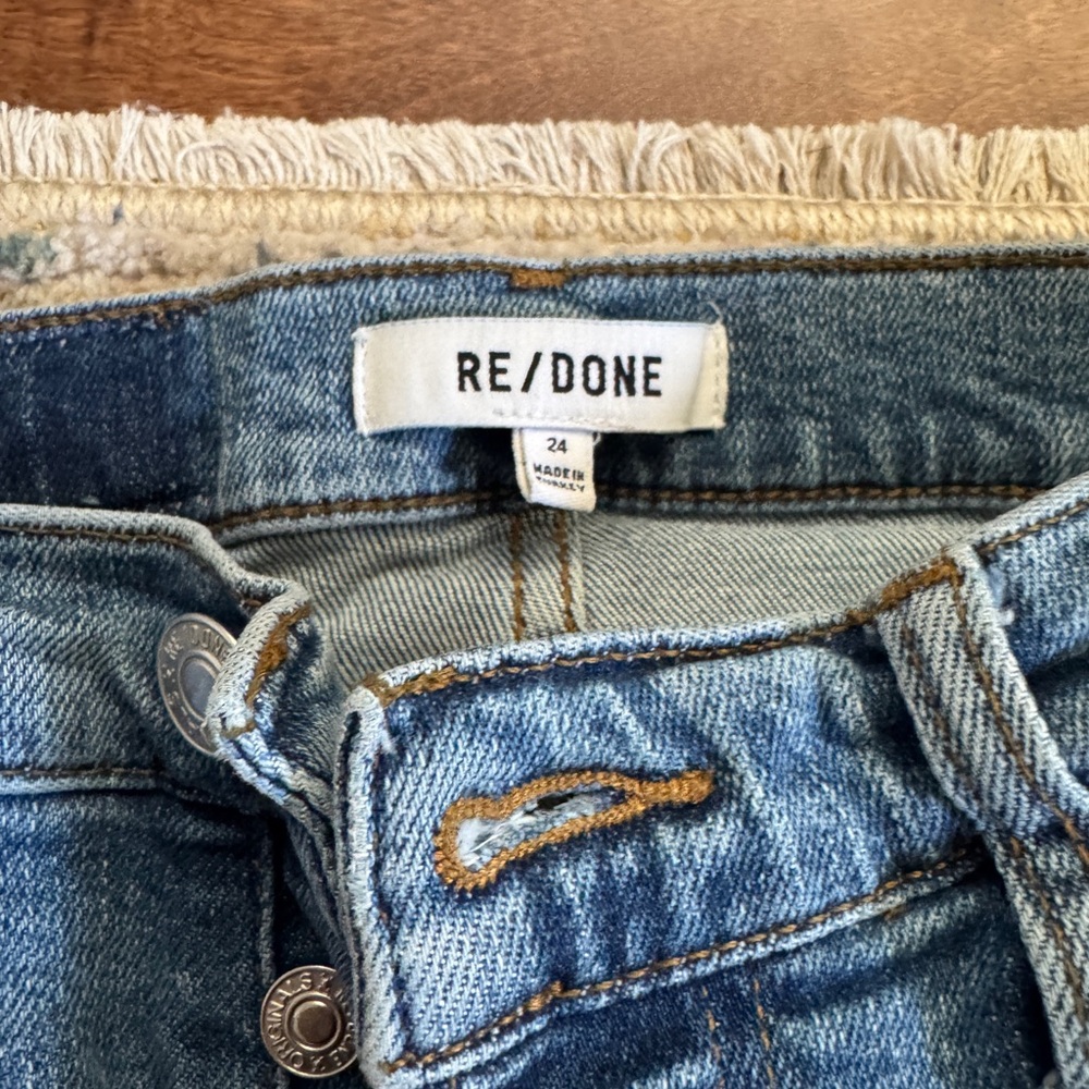 RE/DONE High-Rise Flare Jeans – Button Fly – Size 24 – Great Condition - Picture 2 of 5